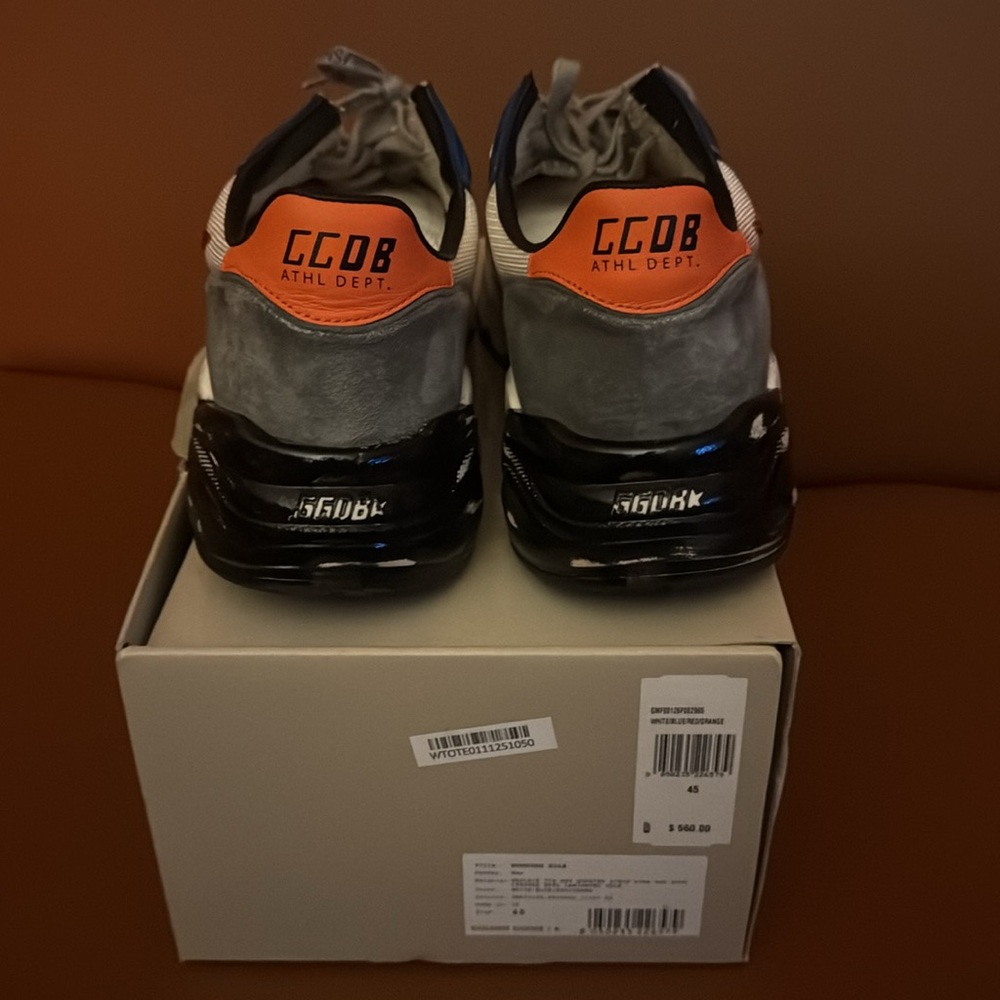 Golden Goose Blue and Red Star Sneakers - Picture 4 of 9